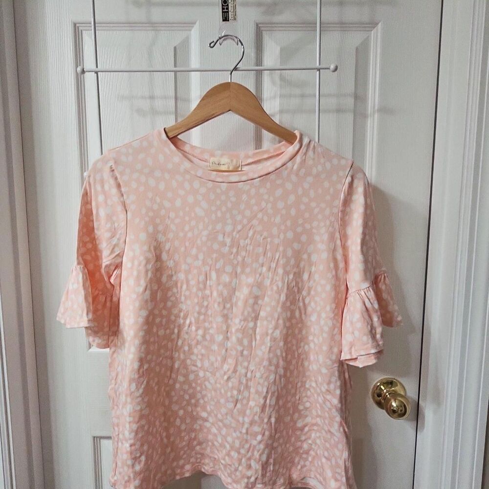 Perfect Peach Top Size M Pink White Polka Dot Ruffle Sleeve